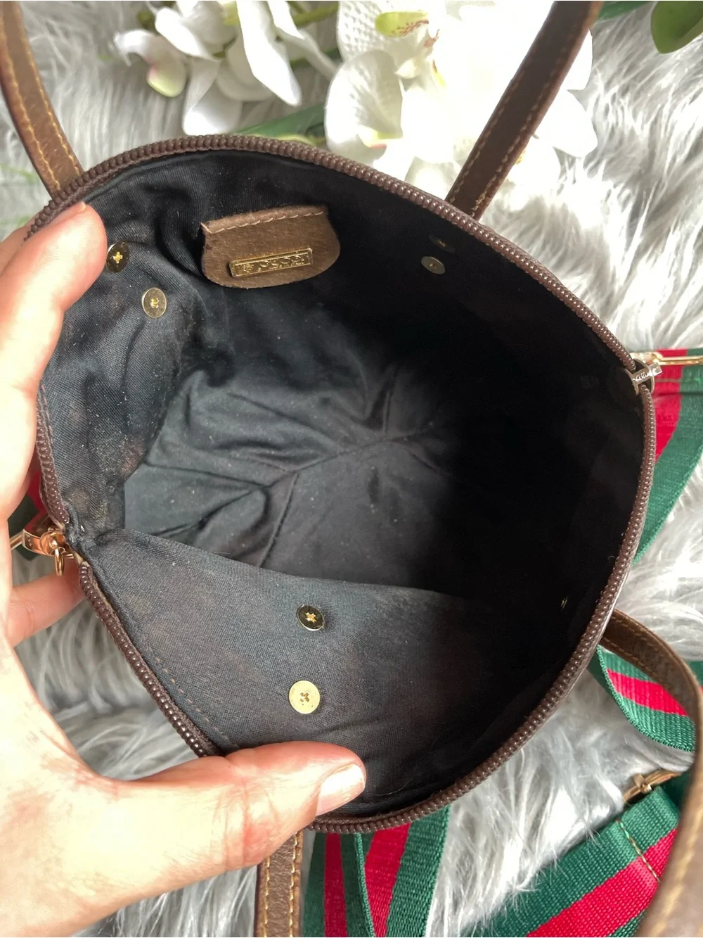 Authentic Gucci vintage GG canvas mini accesory pouch bag 014.89.0032